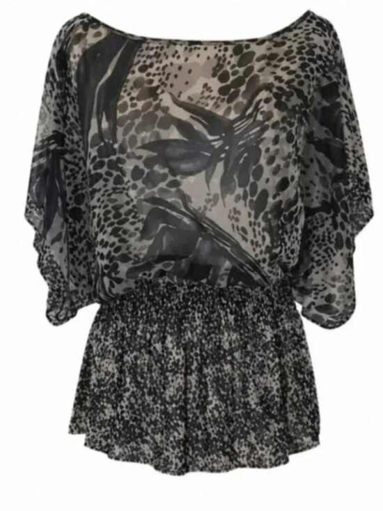 Miley Cyrus & Max Azria Tops - Miley Cyrus Max Azria Printed Blouse